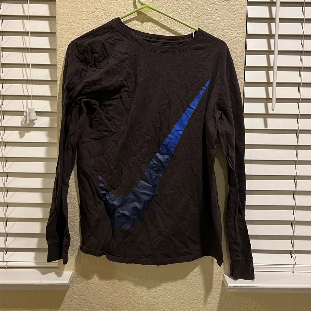 Nike long sleeve t shirt